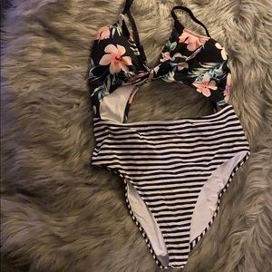 Victorias secret pink swimsuit size medium